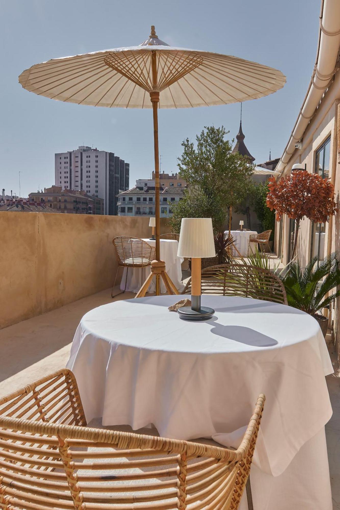 Hotel Avenida Zaragoza Exterior photo